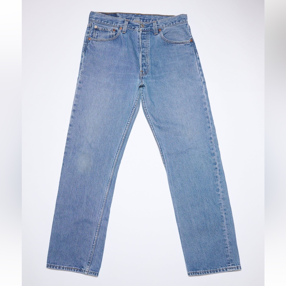 Vintage Levi’s 501 Mid-Wash 32x30